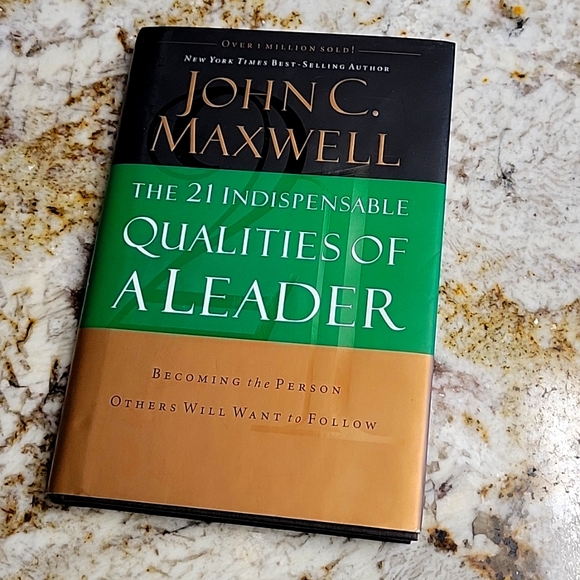 Other John C Maxwell The 21 Indispensable Qualities Of A